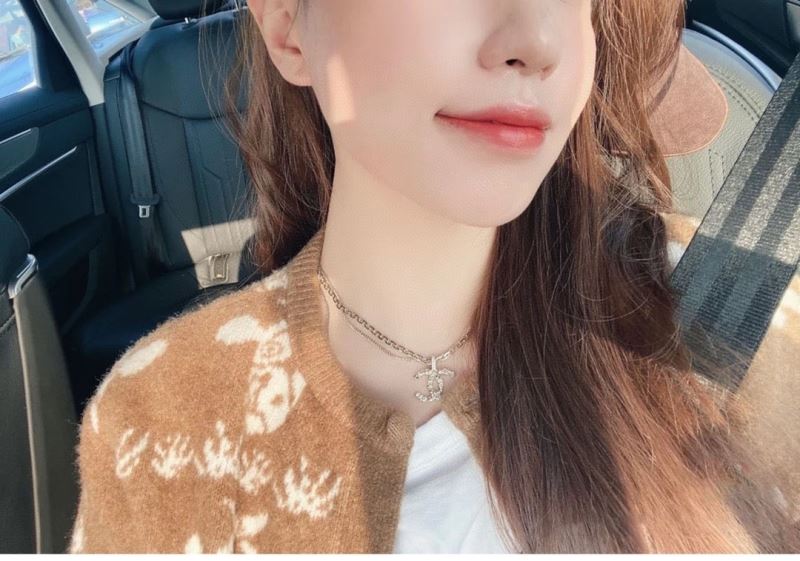 Ch**el necklaces